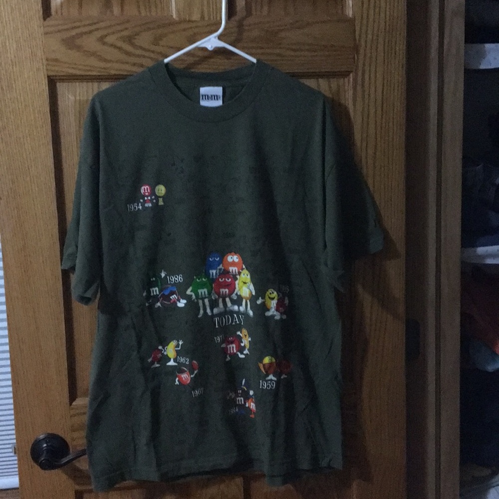 M & M T-shirt  Olive Green